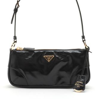 Prada Re-Edition 2002 Small Shoulder Bag