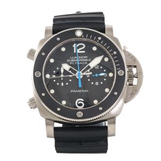 Panerai Luminor Submersible Mens Watch