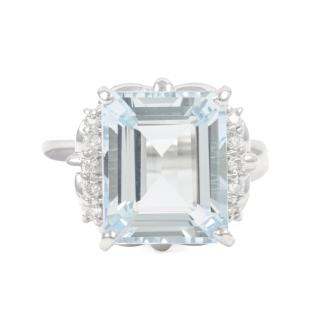5.64ct Aquamarine and Diamond Ring