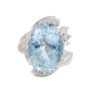 9.16 Aquamarine and Diamond Ring