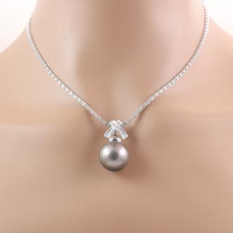 16.9mm Tahitian Pearl and Diamond Pendant